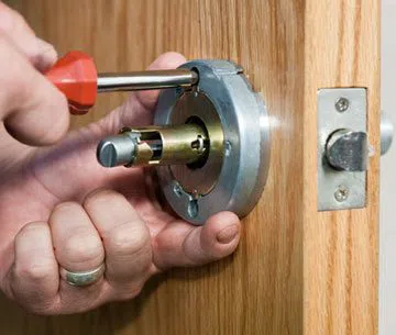 City Locksmith Store Delray Beach, FL 561-692-4683 City Locksmith Store Delray Beach, FL 561-692-4683 - 13-New-Locks-Installation